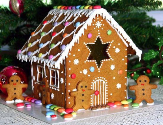 Picture of 12/17 - Gingerbread House Workshop (Ages 7+)